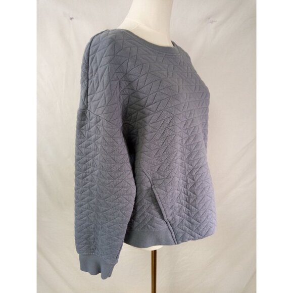 Women's Quilted Blue Sweatshirt Size Medium - Picture 3 of 4